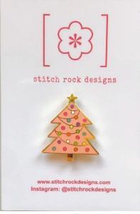 Stitch Rock needle minder: decorated Christmas tree charm on card