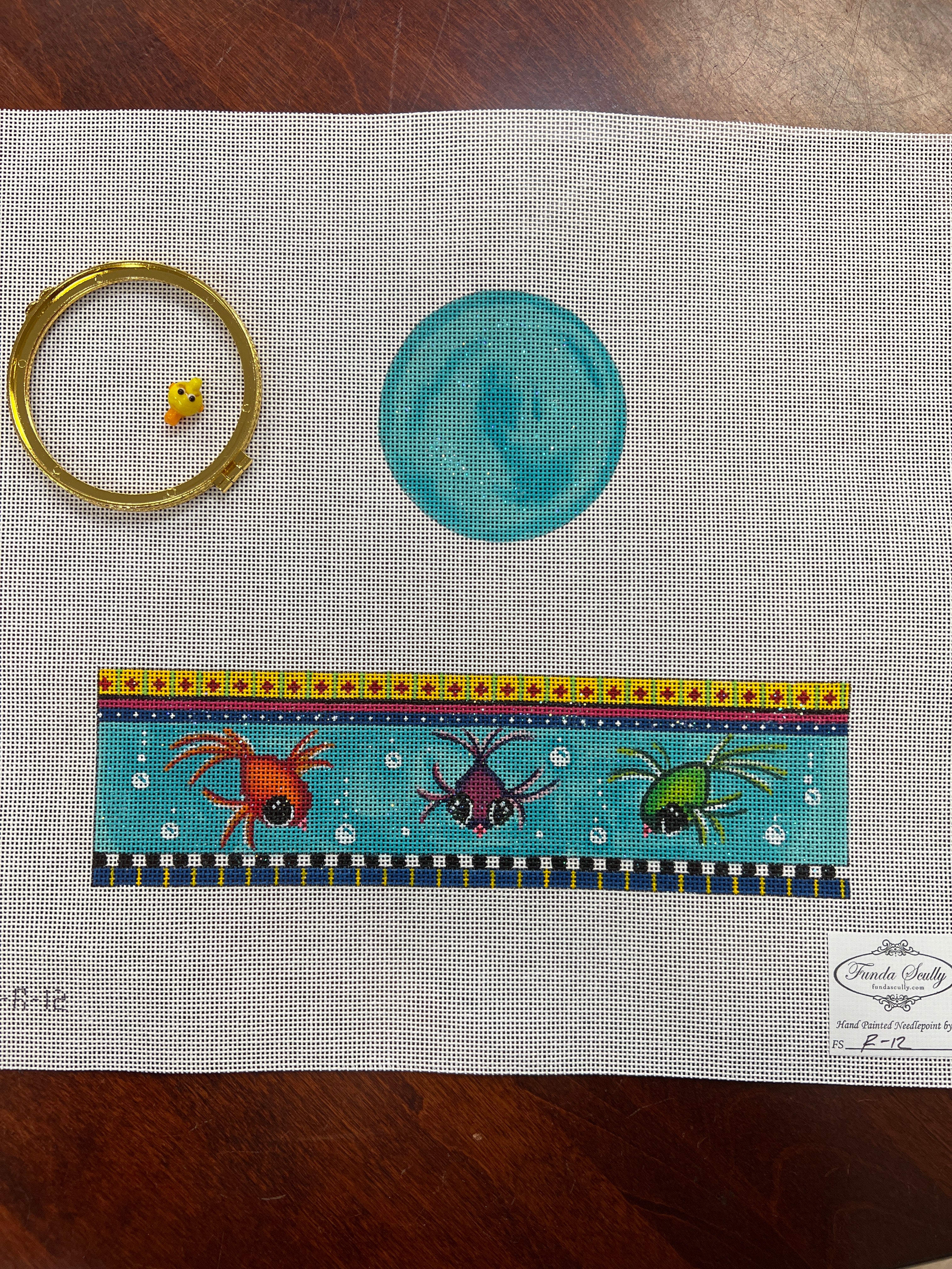 Round Hinged Box with Fish