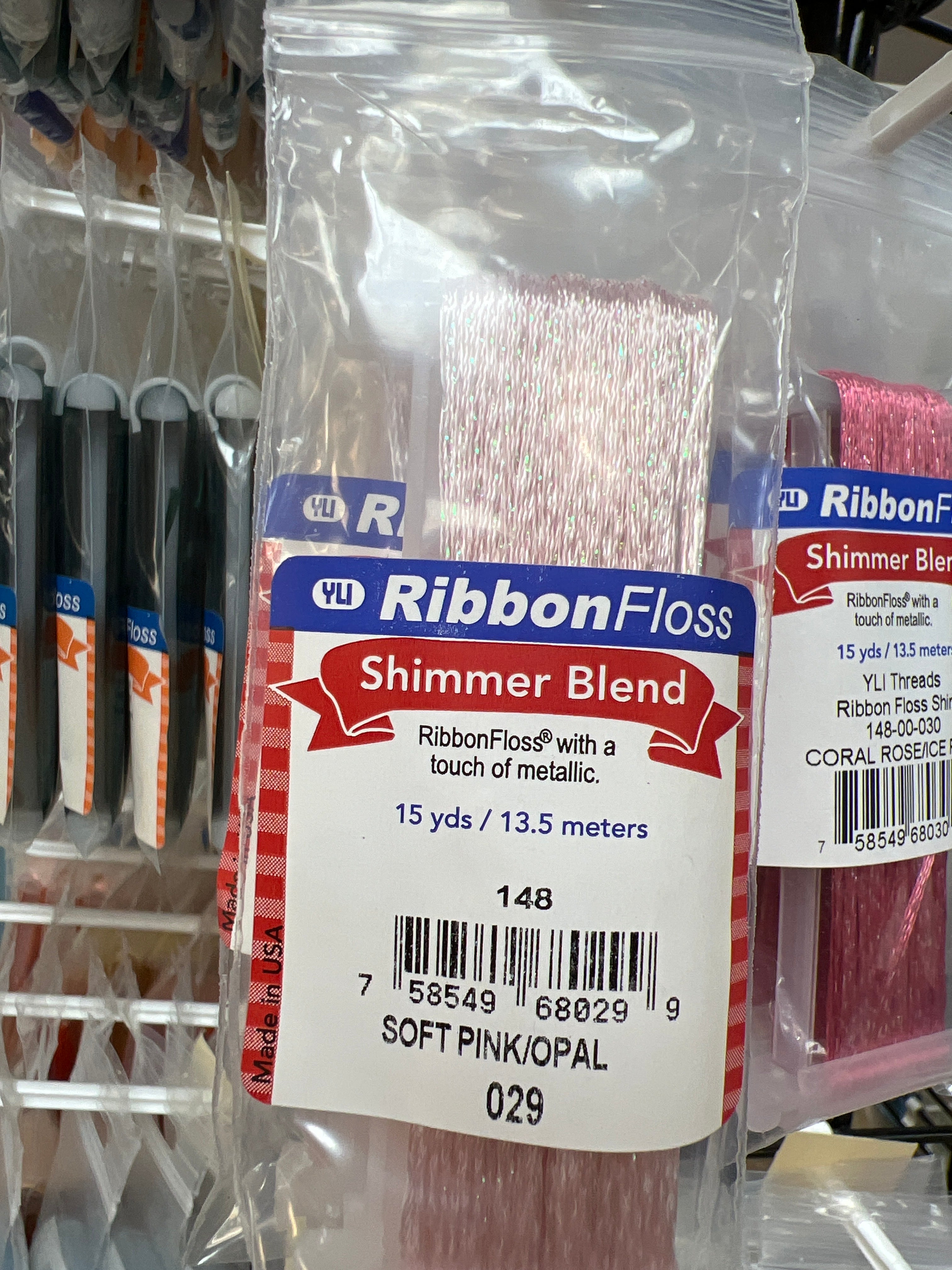 Ribbon Floss Shimmer 148-029 Soft Pink / Opal