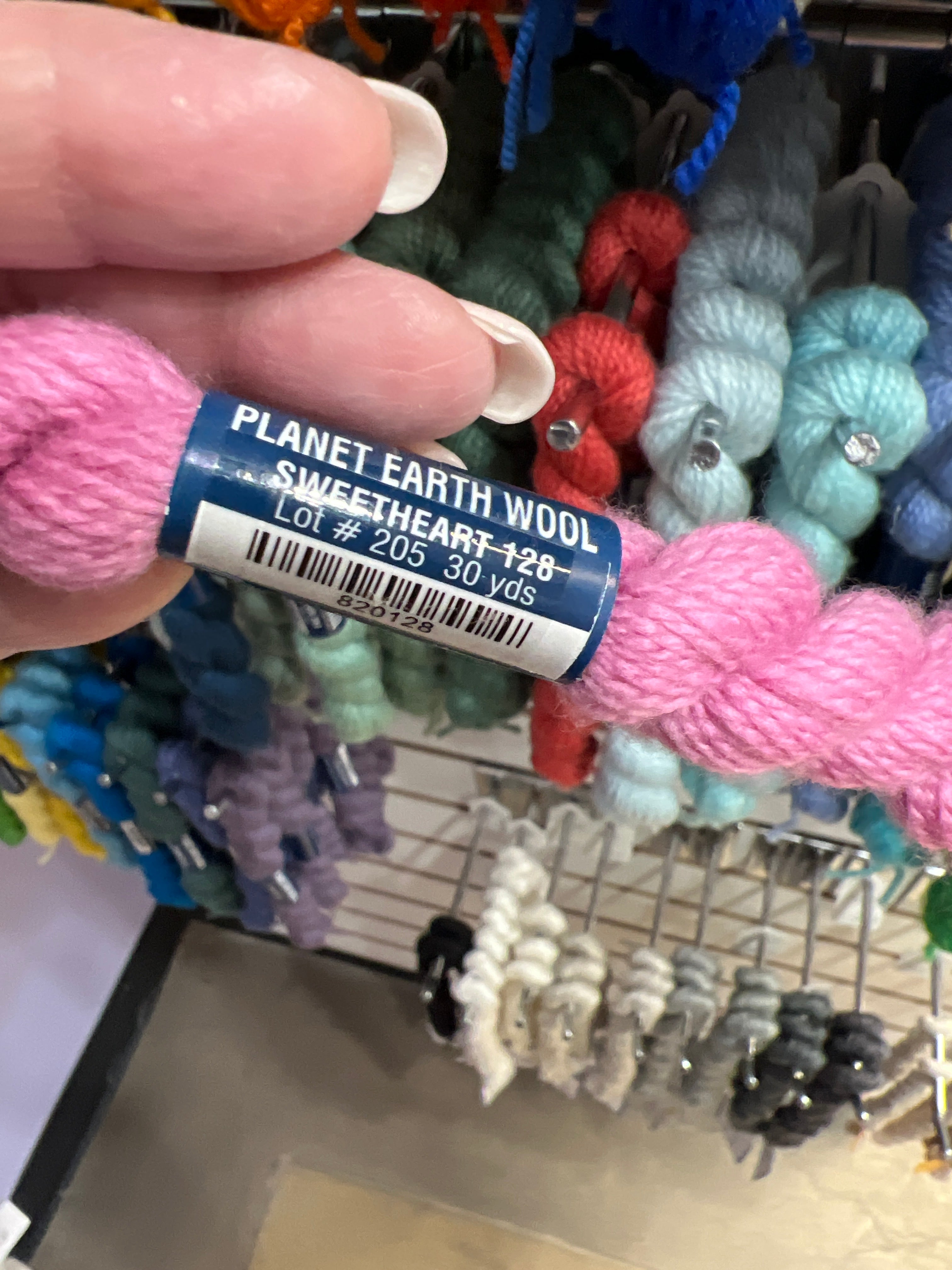 Planet Earth  Wool     124  -  233