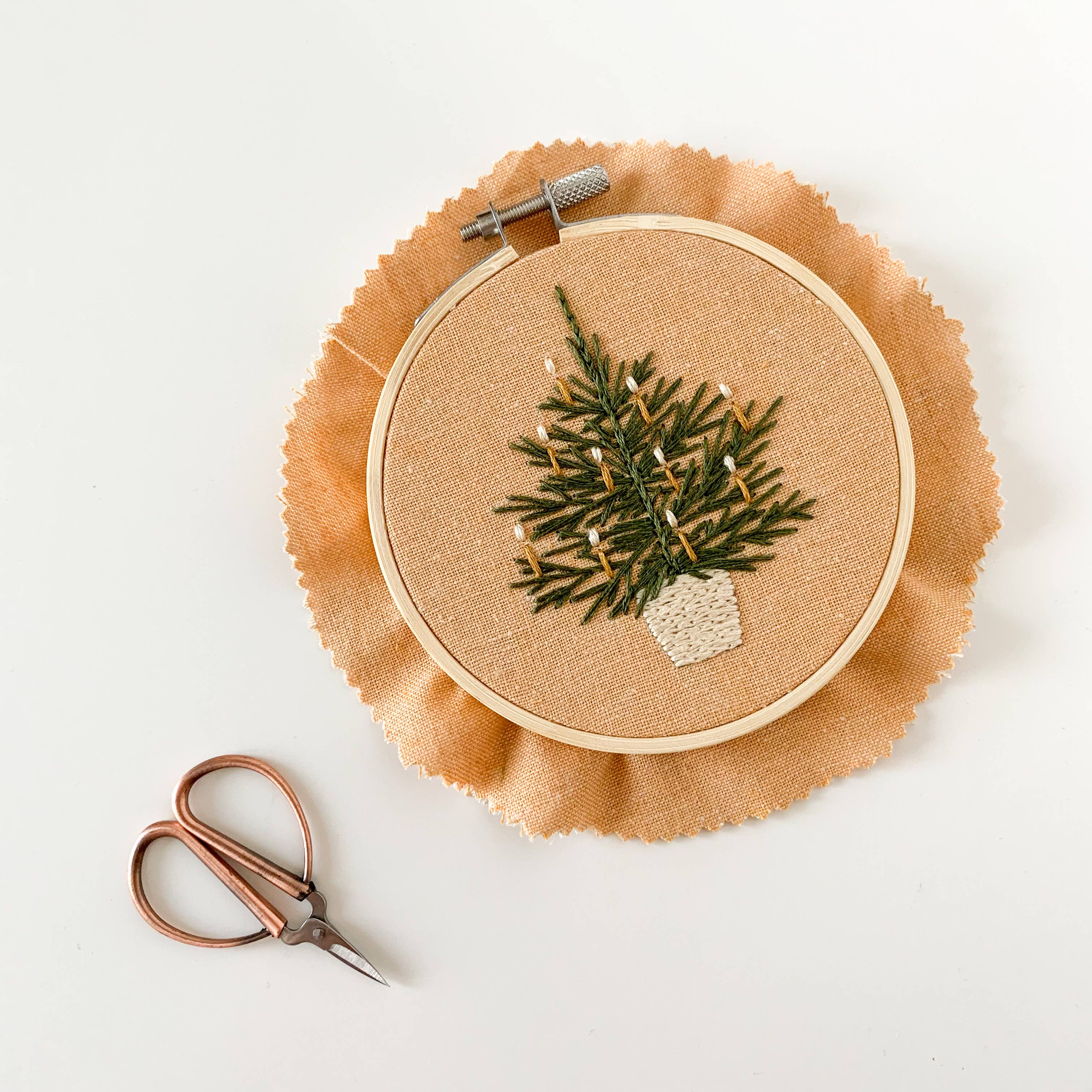 Christmas tree embroidery kit, beginner embroidery DIY kit