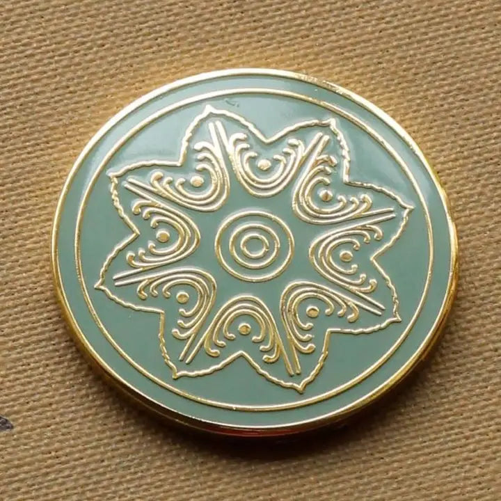 Needle Minder Avlea Folk