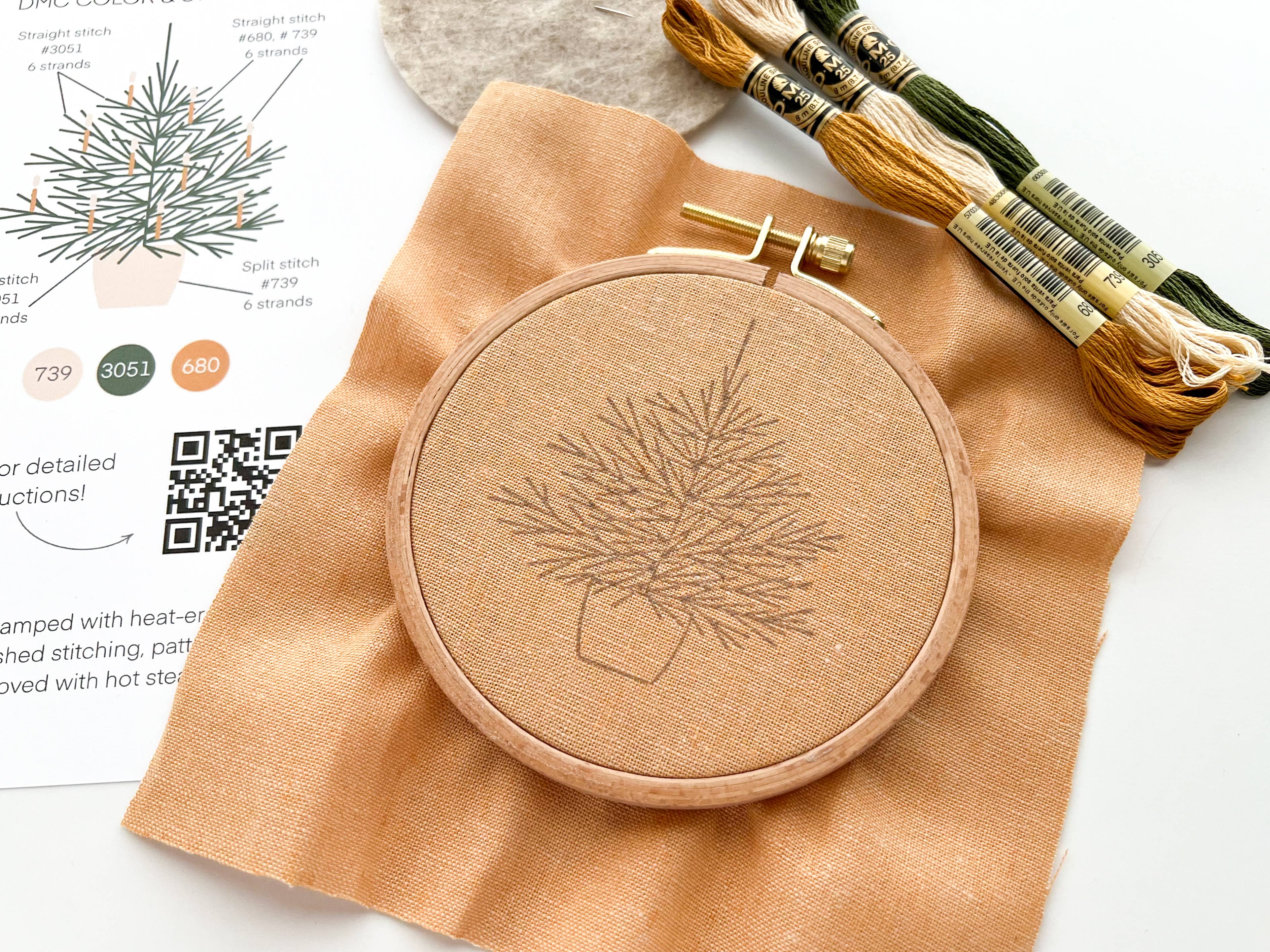 Christmas tree embroidery kit, beginner embroidery DIY kit