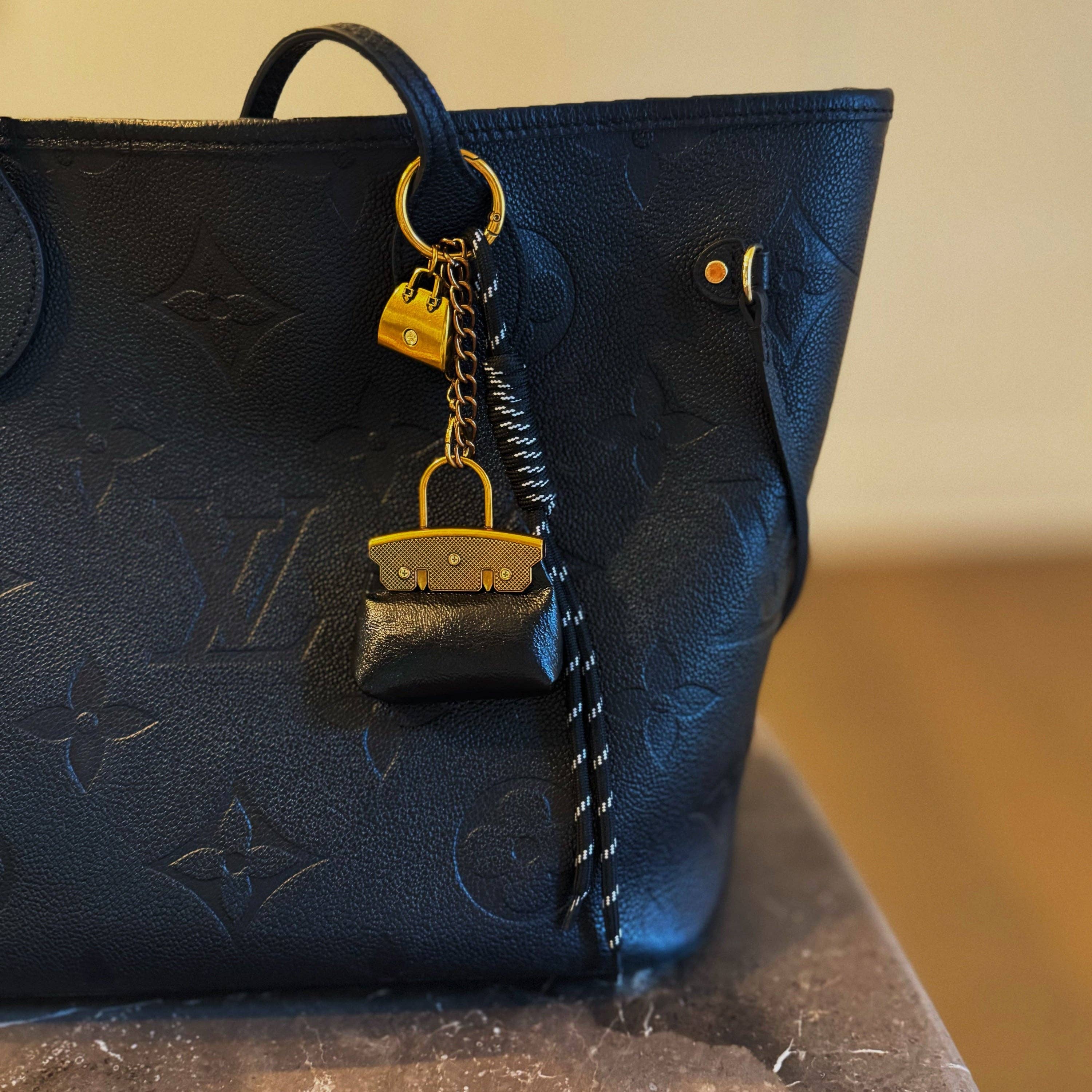 Sassy Luxe Purse Bag Charm: Brown