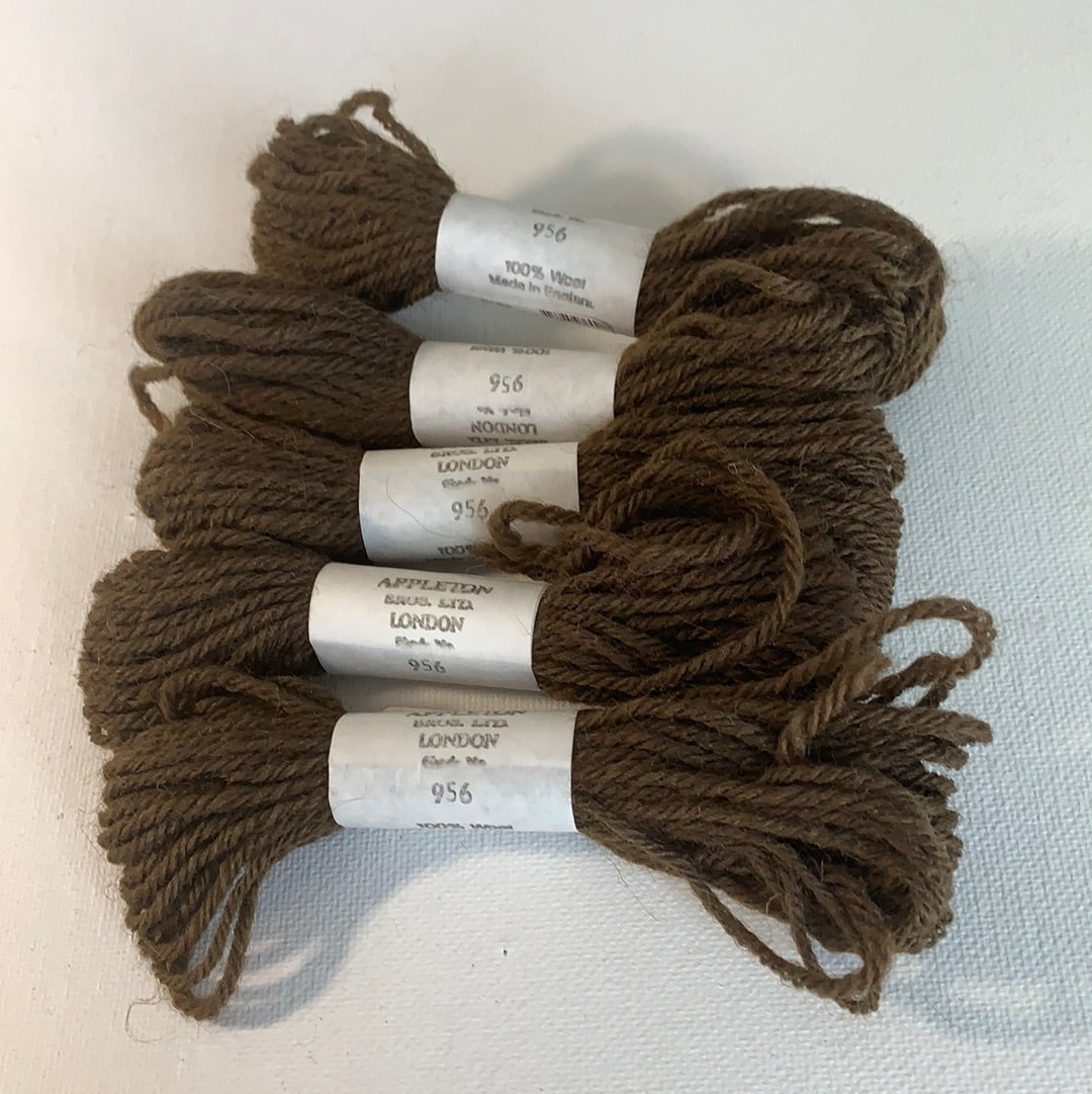 Appleton Wool Skeins 885 -